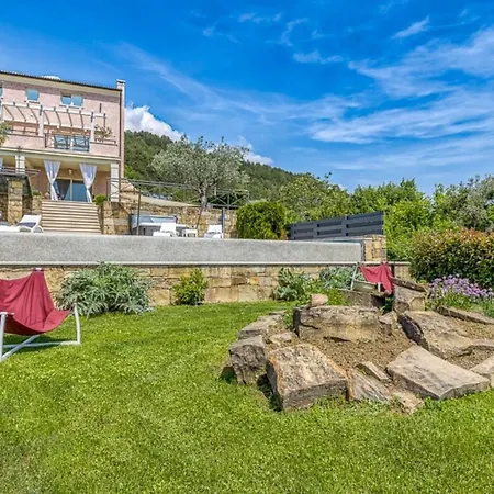 Over The Hilltop 4*