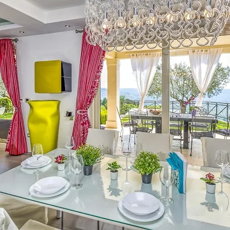 Over The Hilltop 4*